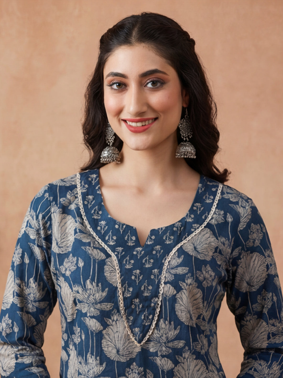 Floral Embroidered Straight Pure Cotton Kurta