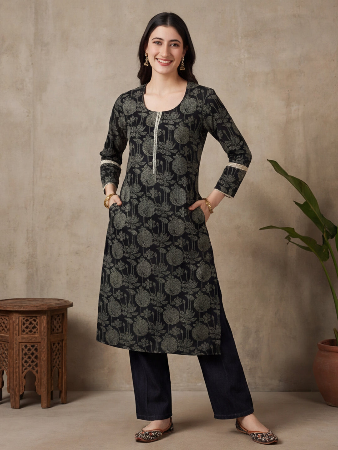 Floral Embroidered Straight Pure Cotton Kurta