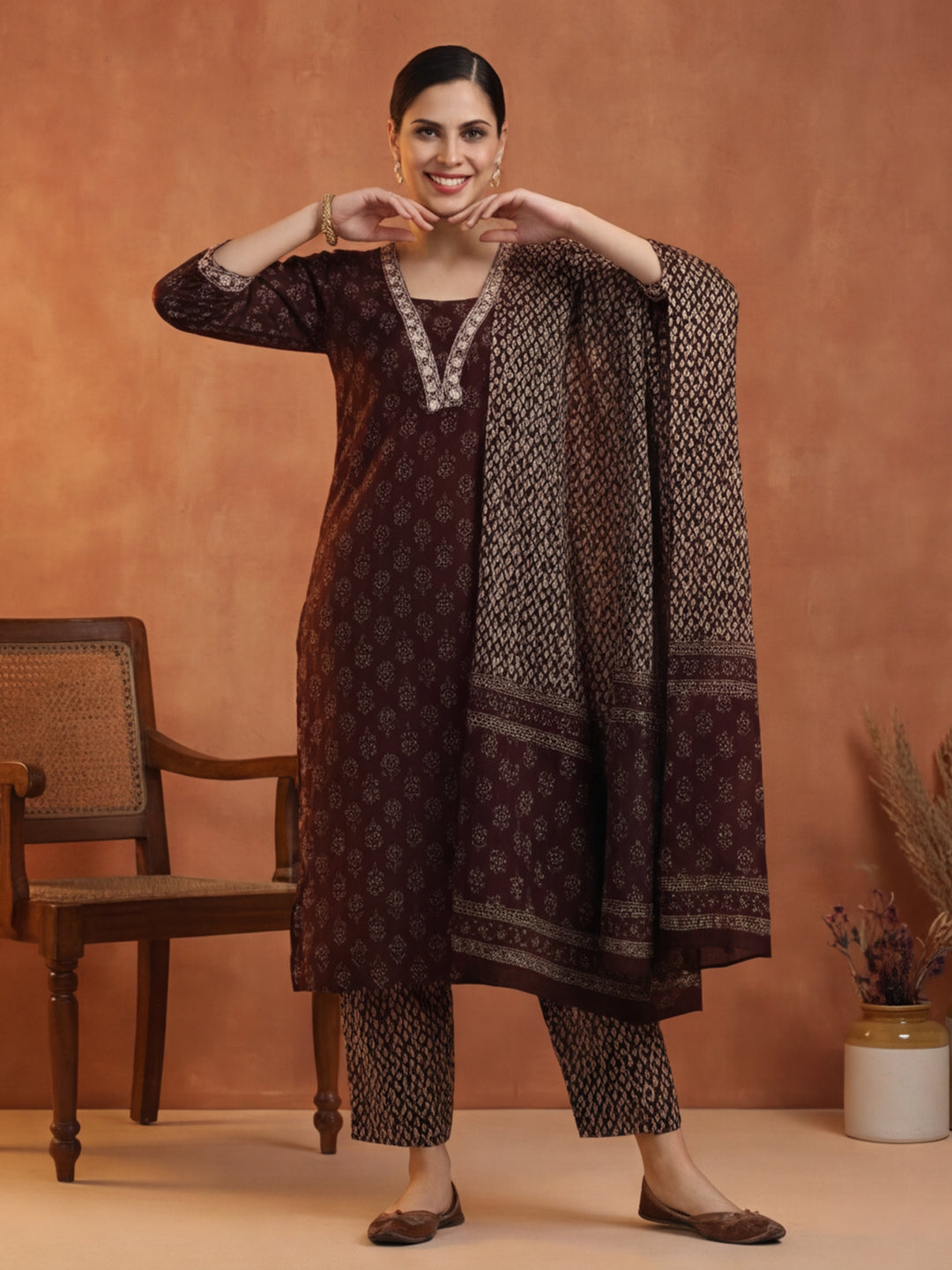 Floral Embroidered Straight Kurta & Trousers Sets