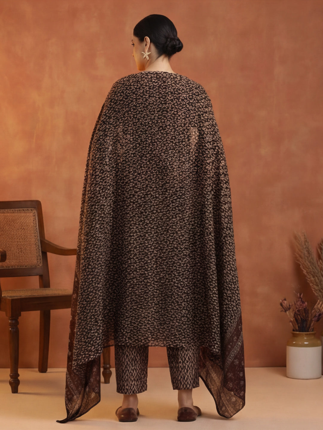 Floral Embroidered Straight Kurta & Trousers Sets