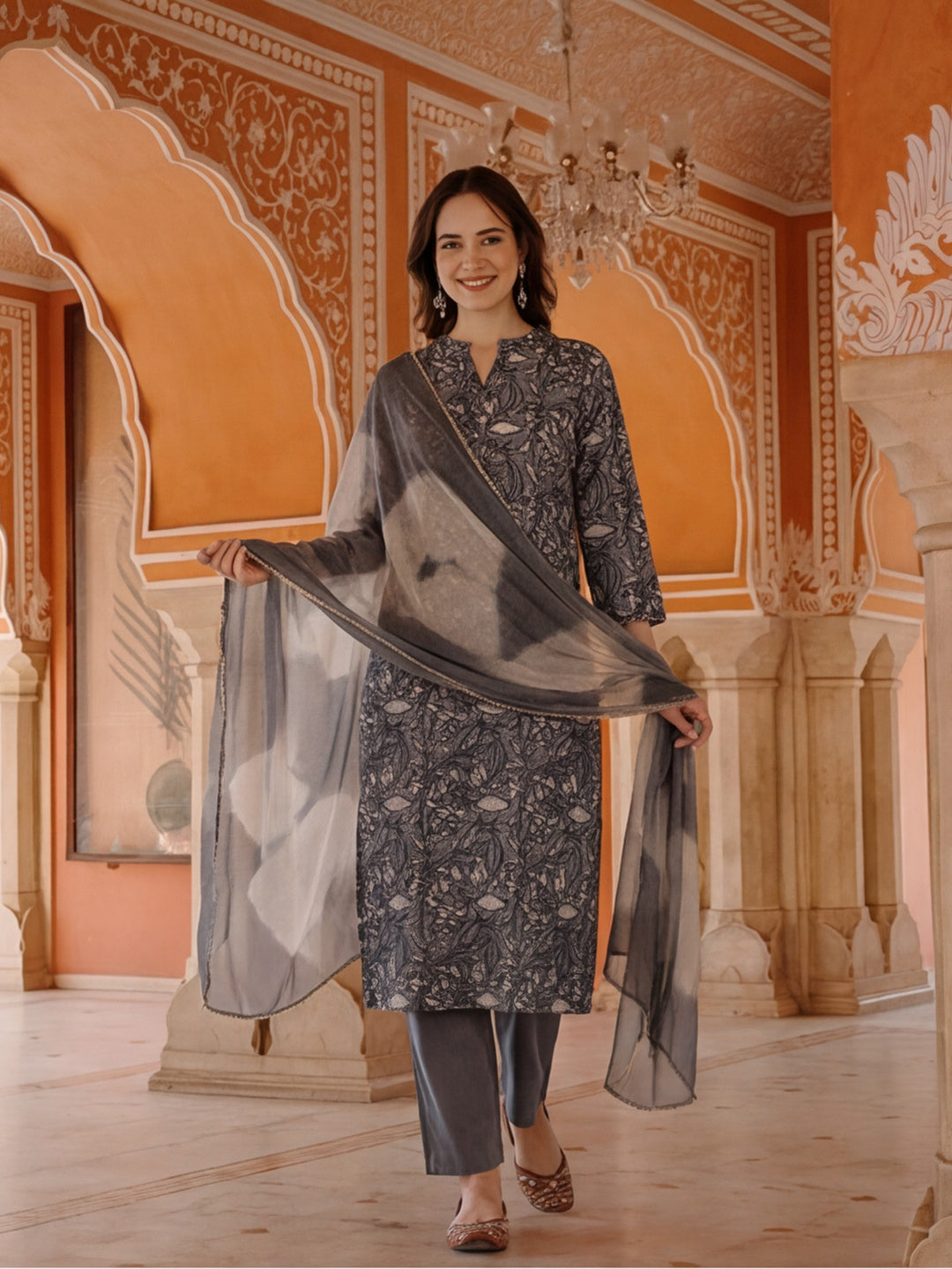 Ethnic Printed Kurta Set With Tie-Dye Dupatta