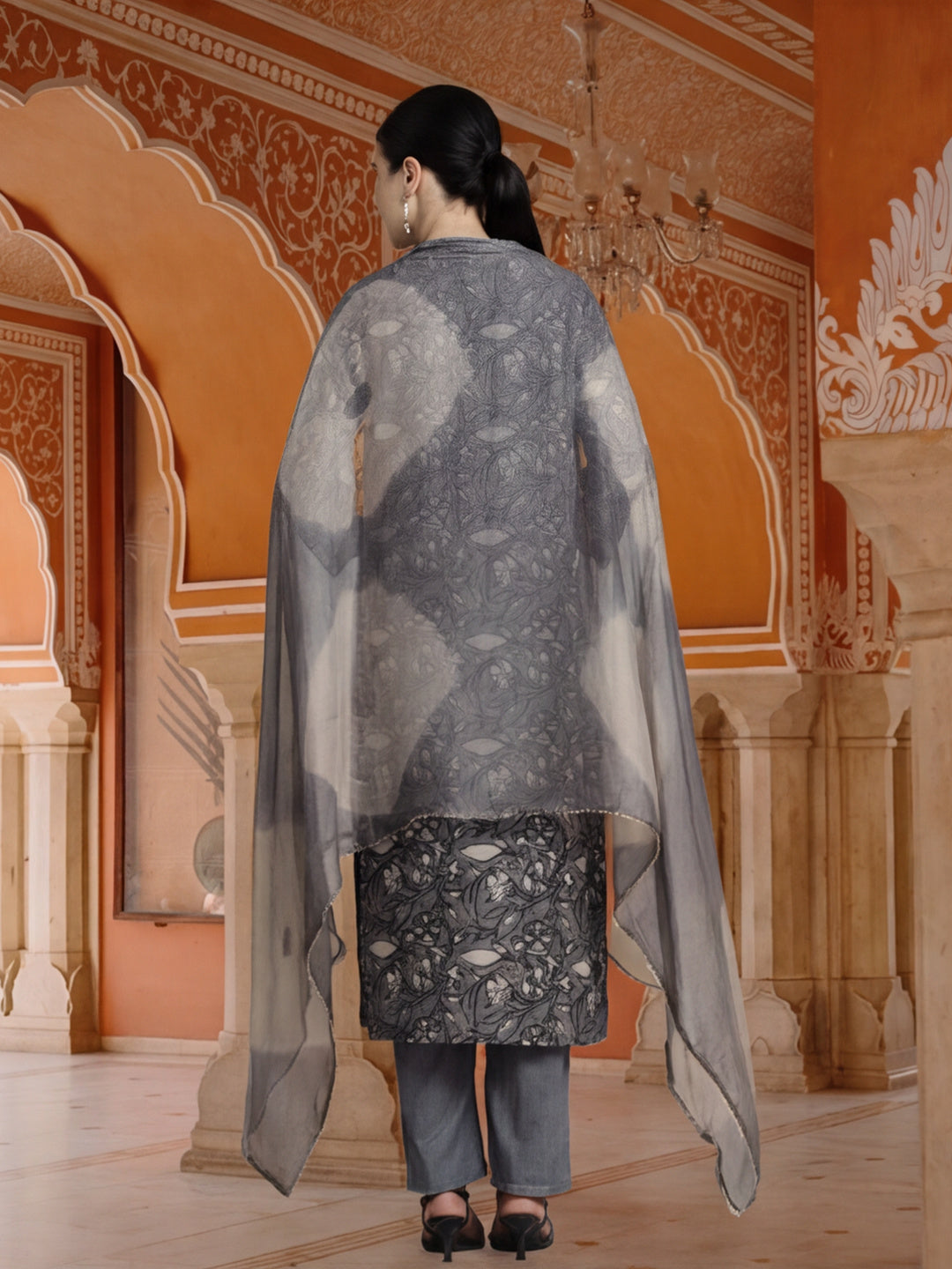 Ethnic Printed Kurta Set With Tie-Dye Dupatta
