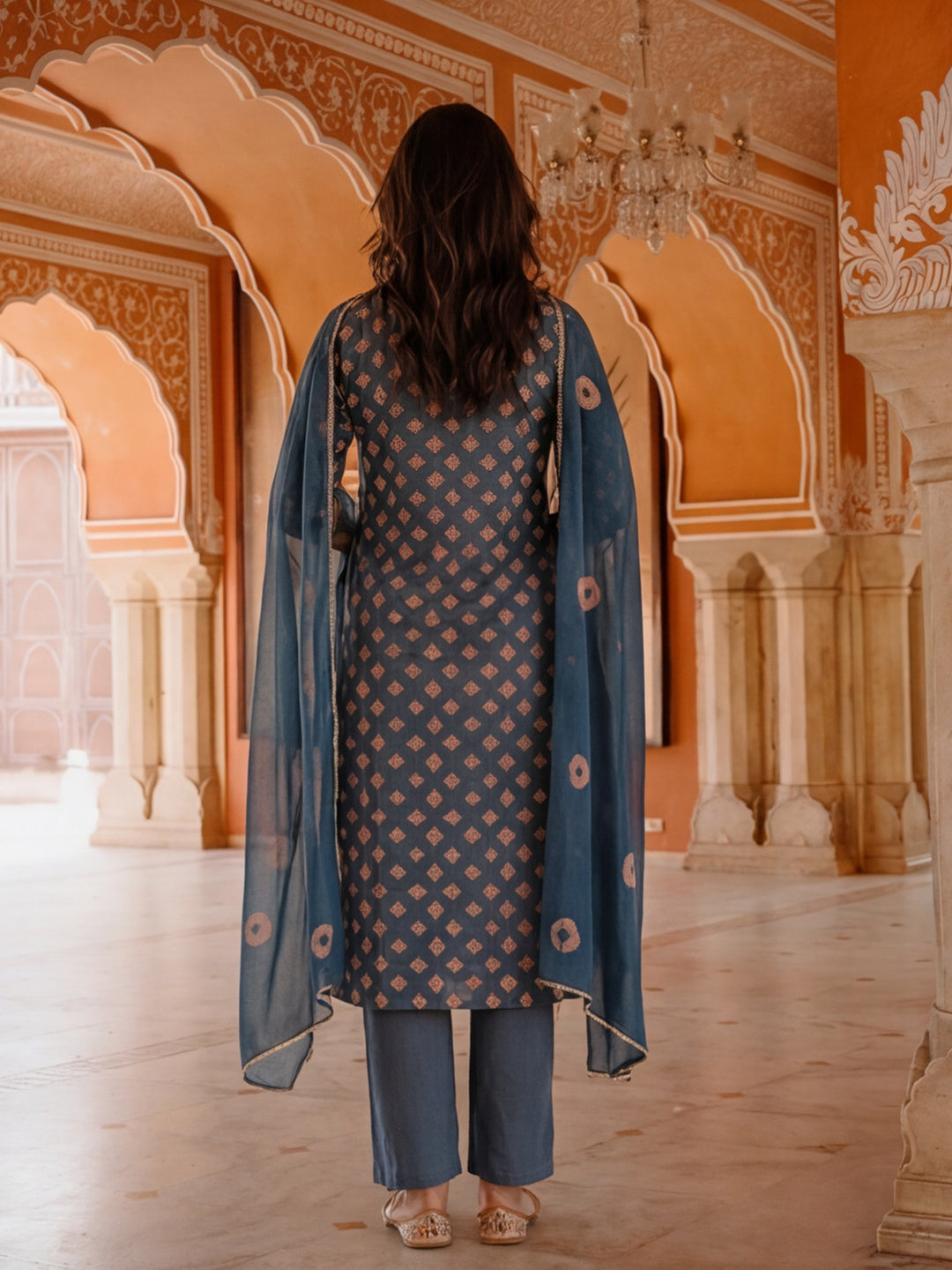 Abstract Printed Kurta Set With Tie-Dye Dupatta