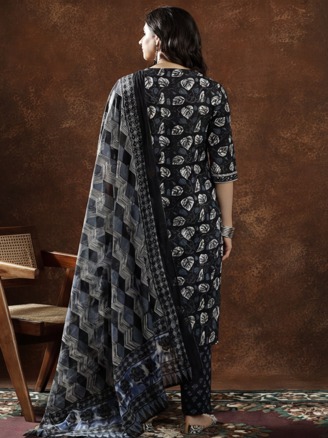 Floral Embroidered Straight Kurta & Trousers Sets