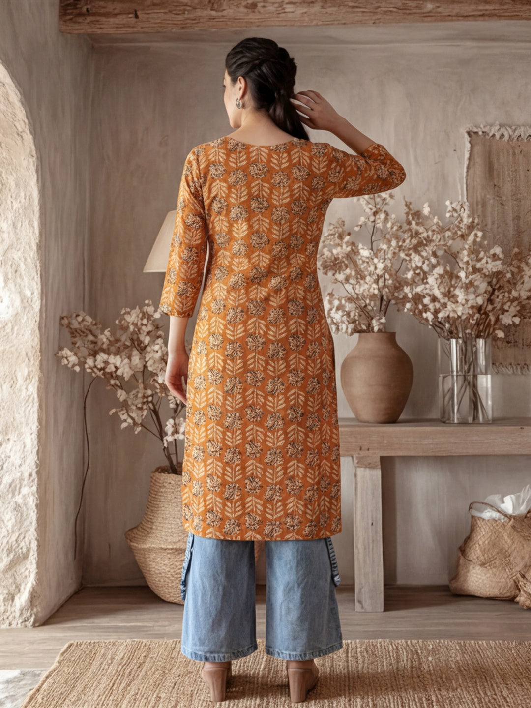 Floral Embroidered Straight Kurta