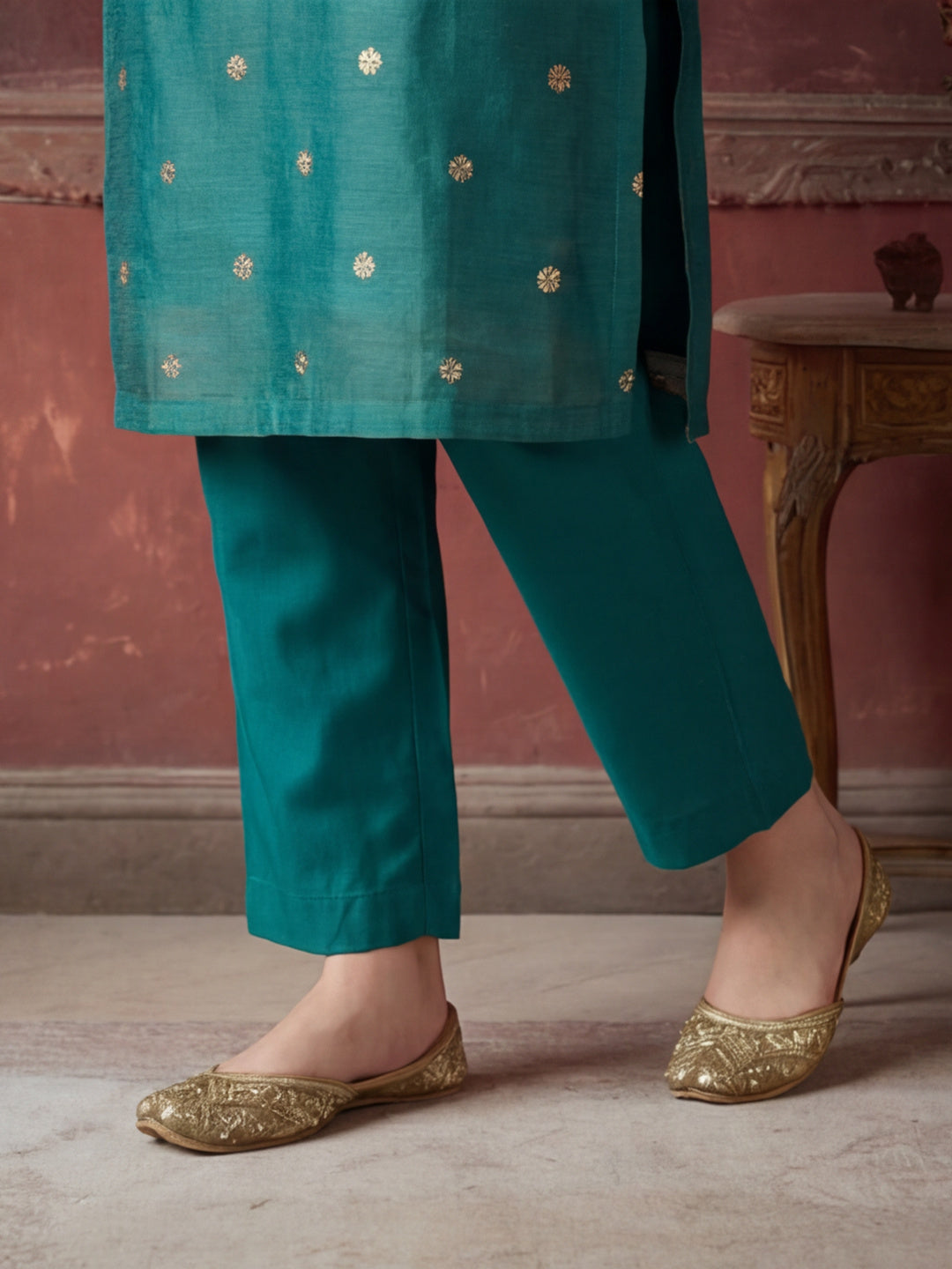 Kurta With Pant & Dupatta Ethnic Kurta Set For Women