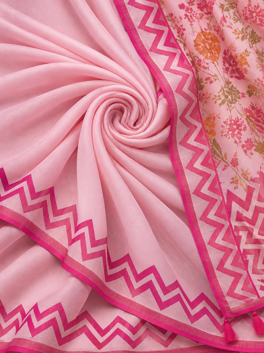 Jaipur Kurti Women Pink Digital Printed Saree With Tasselled Border