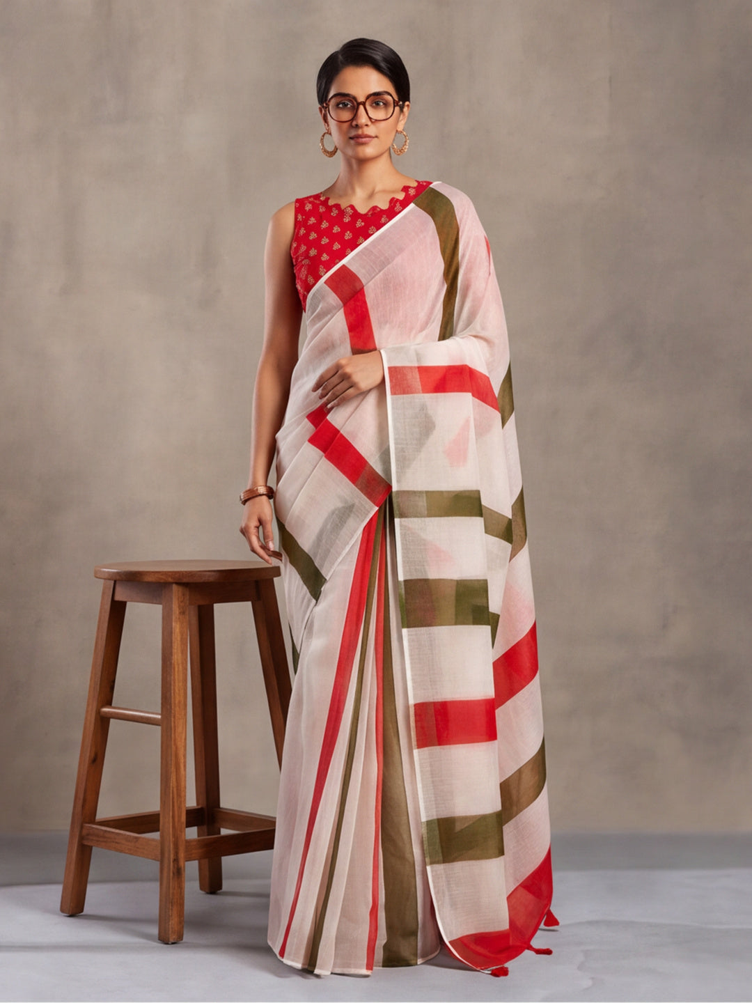 Jaipur Kurti Women Multi Digital Printed Saree With Tasselled Border