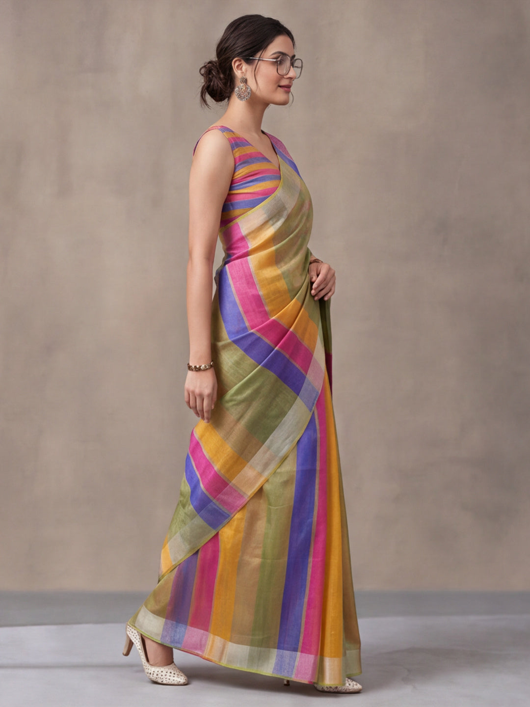 Jaipur Kurti Women Multi Digital Printed Saree With Tasselled Border