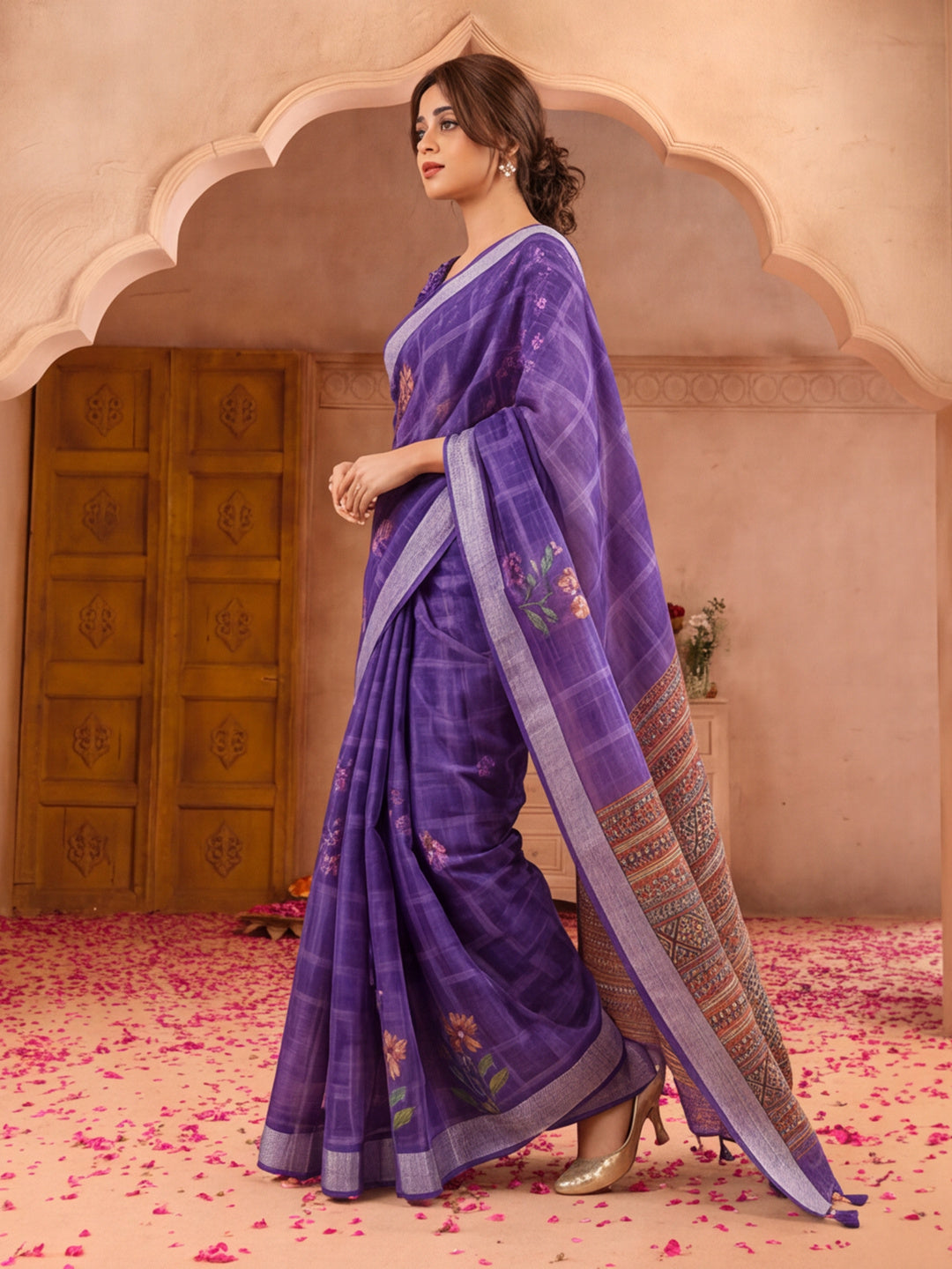 Jaipur Kurti Women Purple Digital Printed Saree With Tasselled Border