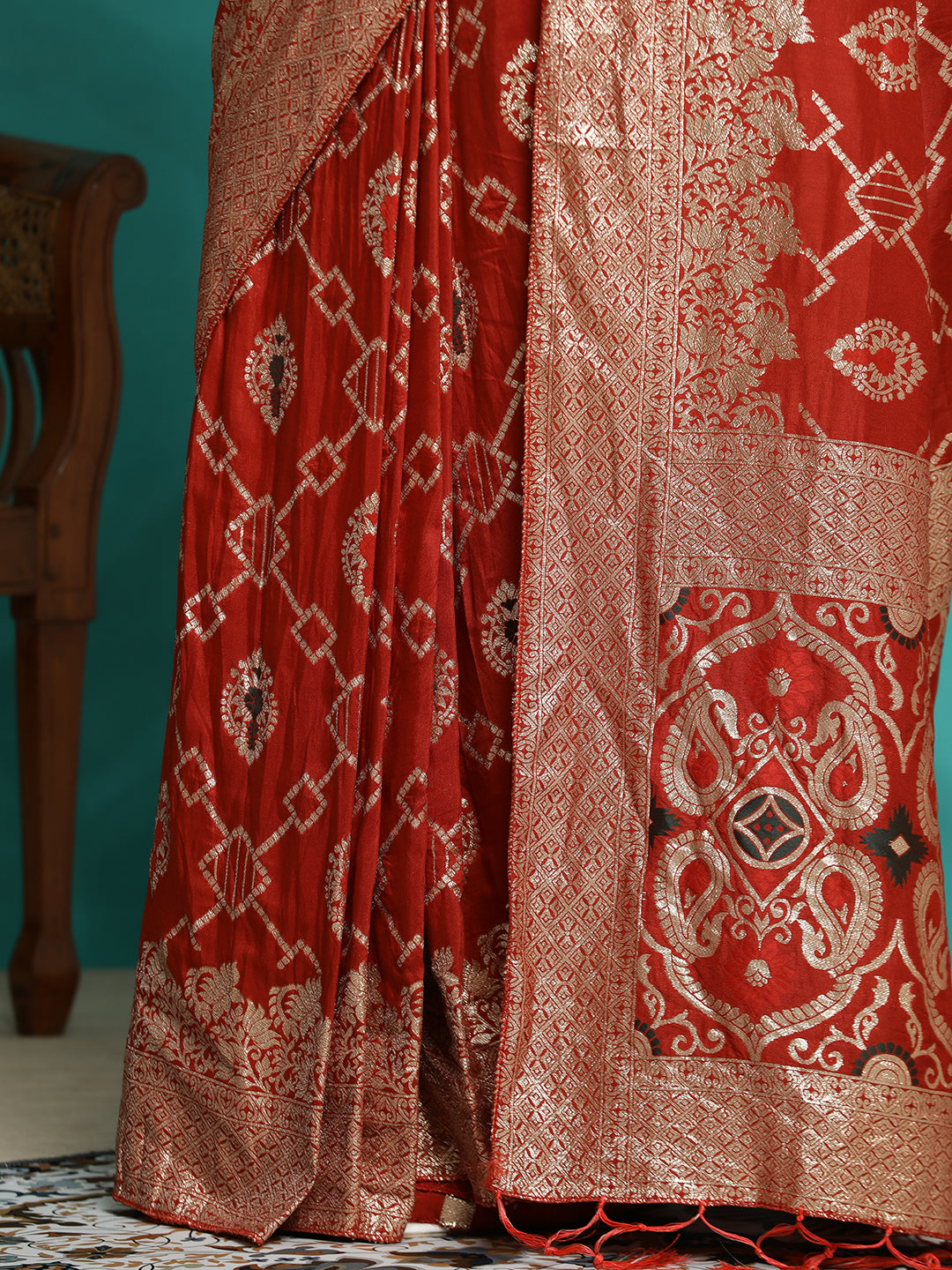 Festive Zari Woven Heavy Banarasi Red Saree