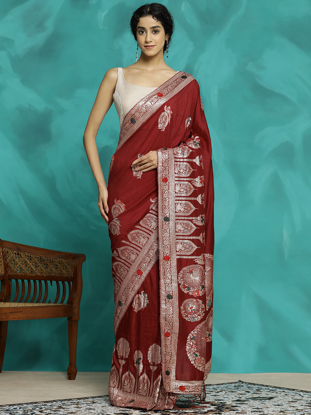 Festive Zari Woven Design Red Heavy Banarasi Saree