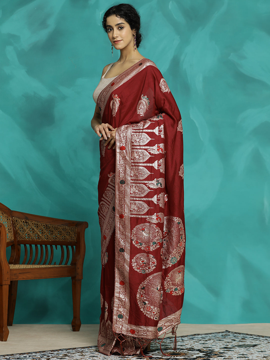 Festive Zari Woven Design Red Heavy Banarasi Saree