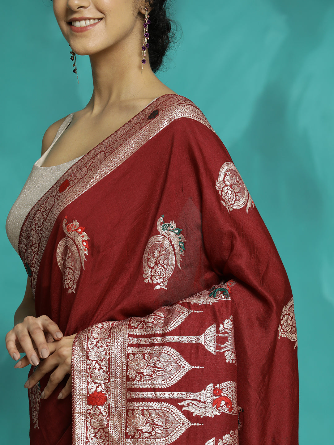 Festive Zari Woven Design Red Heavy Banarasi Saree