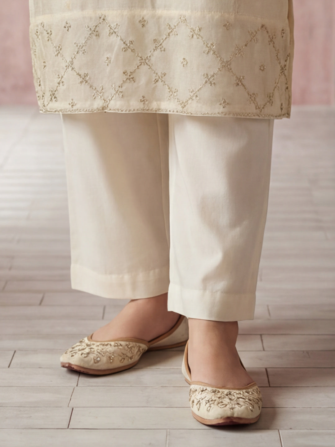 Kurta With Pant & Dupatta Ethnic Kurta Set For Women