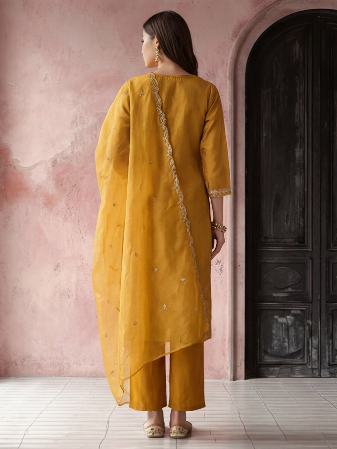 Kurta With Pant & Dupatta Ethnic Kurta Set For Women