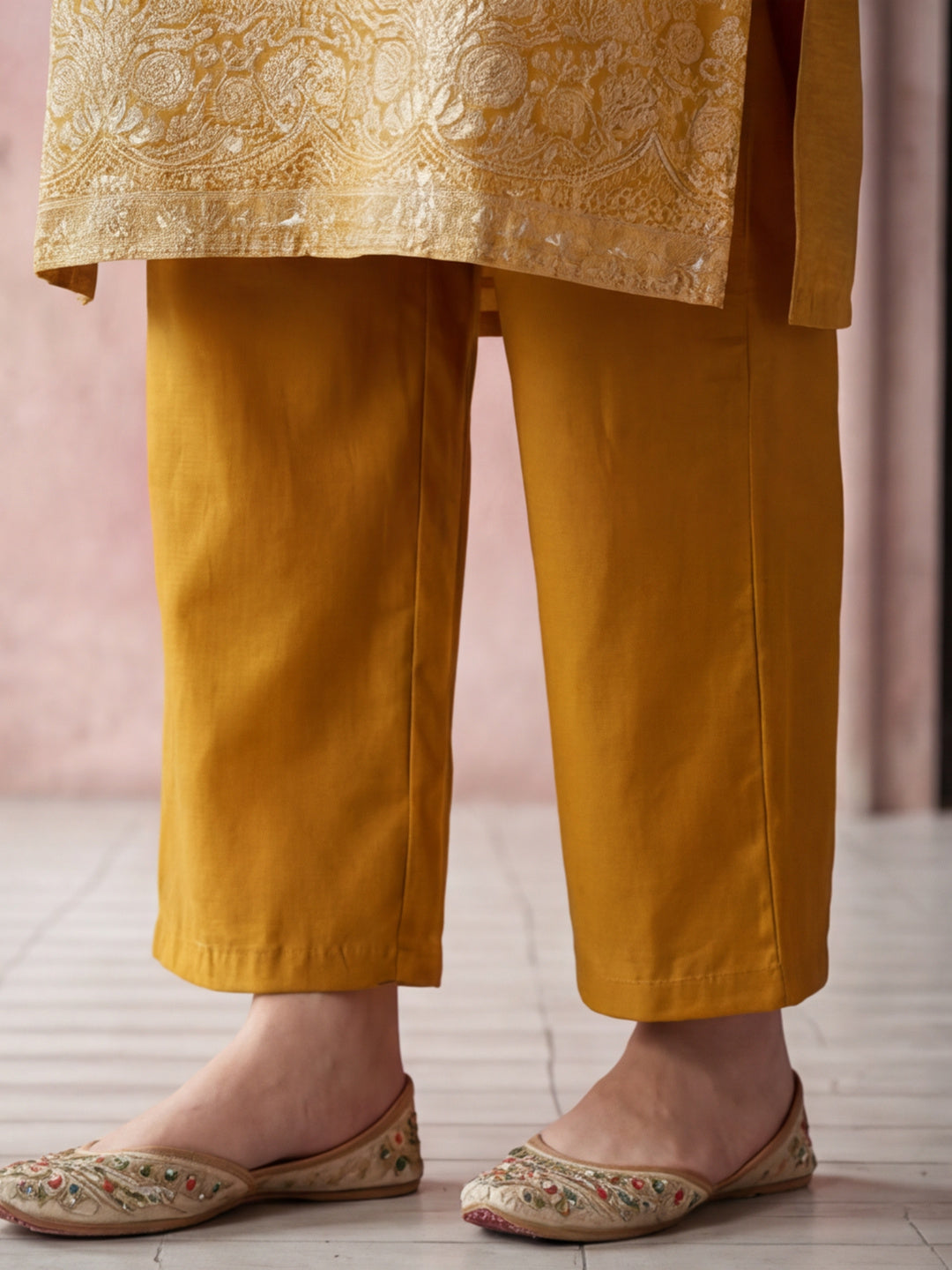 Kurta With Pant & Dupatta Ethnic Kurta Set For Women