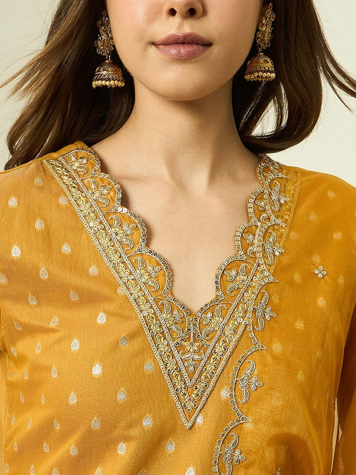 Kurta With Pant & Dupatta Ethnic Kurta Set For Women