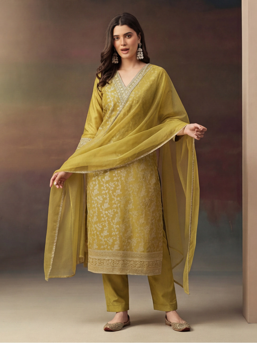 Kurta With Pant & Dupatta Ethnic Kurta Set For Women