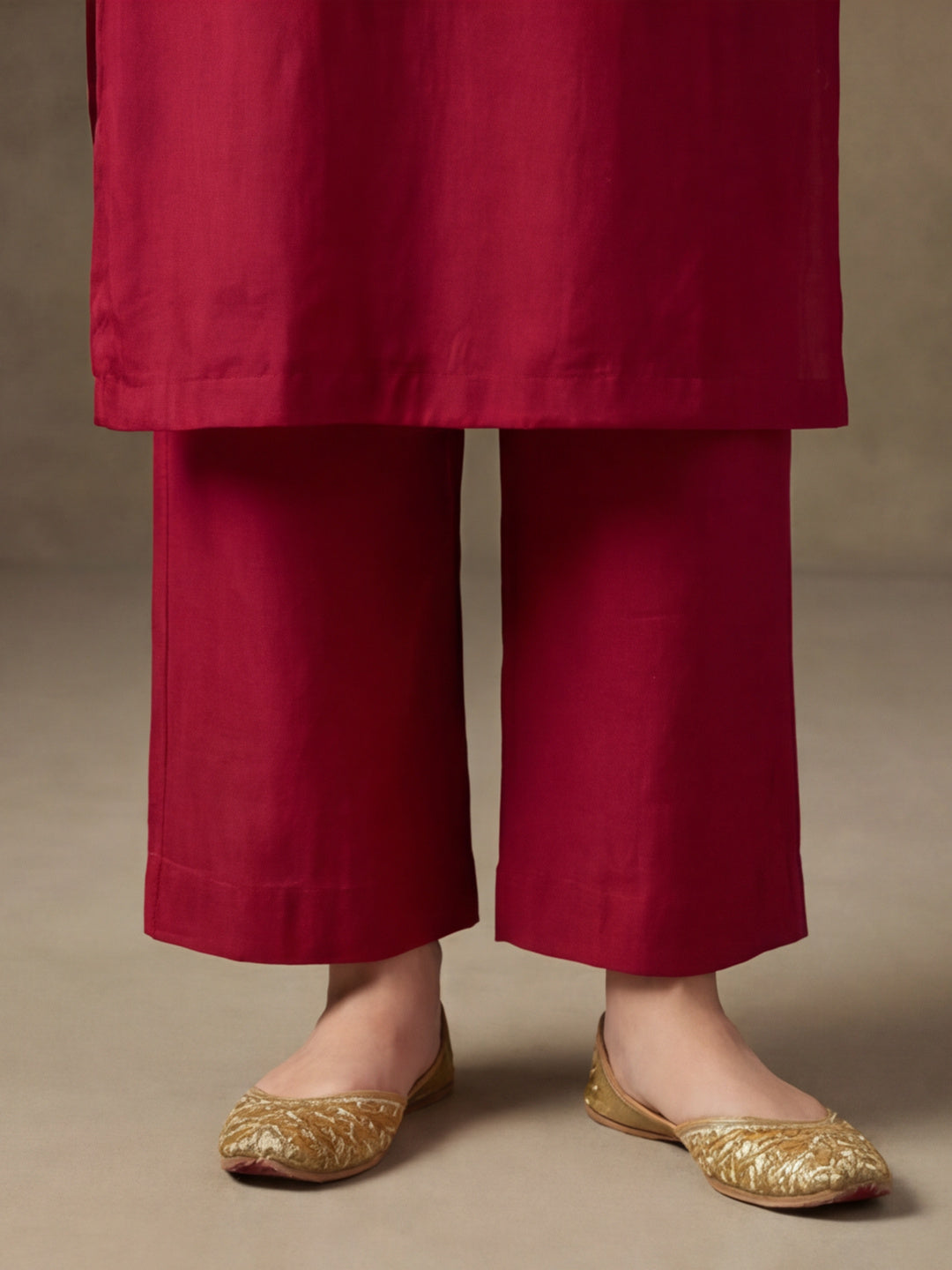 Kurta With Pant & Dupatta Ethnic Kurta Set For Women