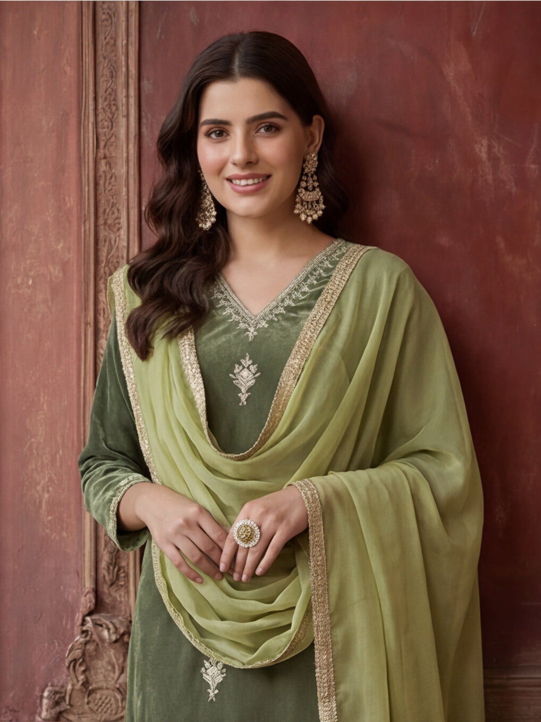 Kurta With Pant & Dupatta Ethnic Kurta Set For Women