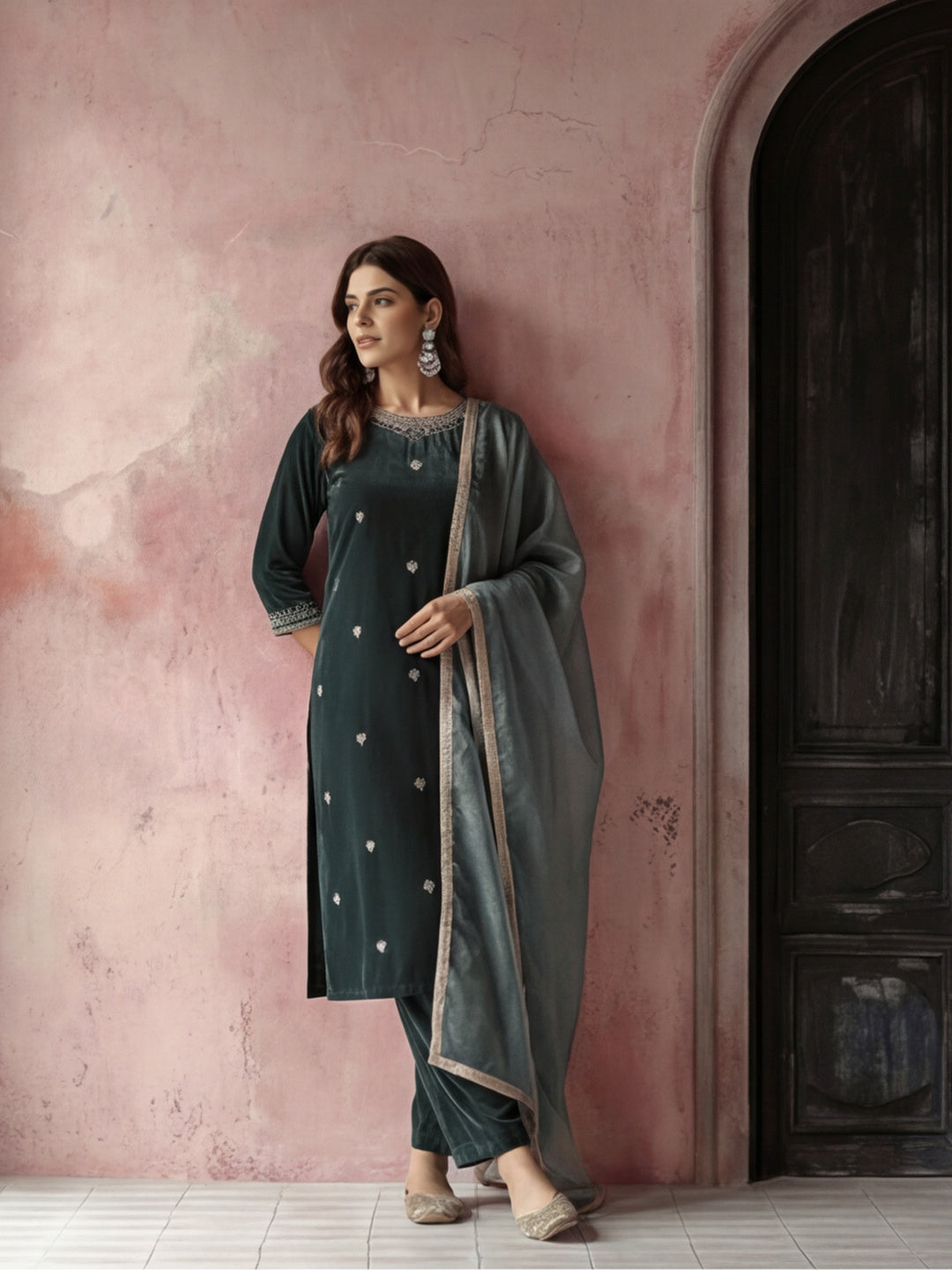 Kurta With Pant & Dupatta Ethnic Kurta Set For Women
