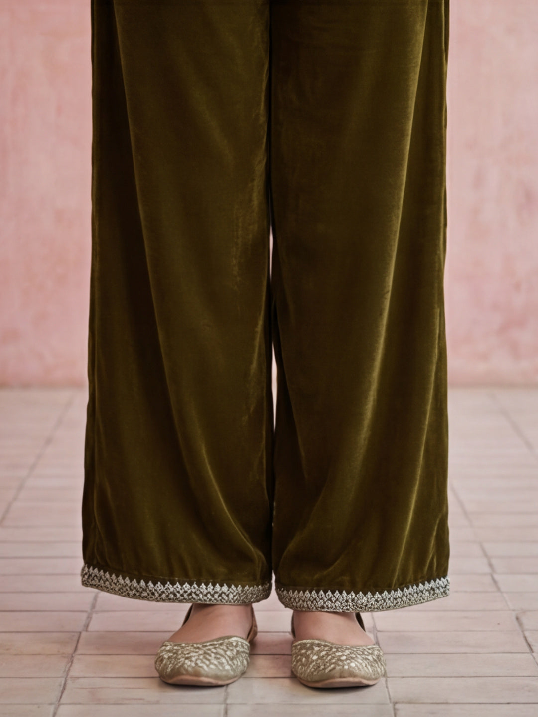 Kurta With Pant & Dupatta Ethnic Kurta Set For Women