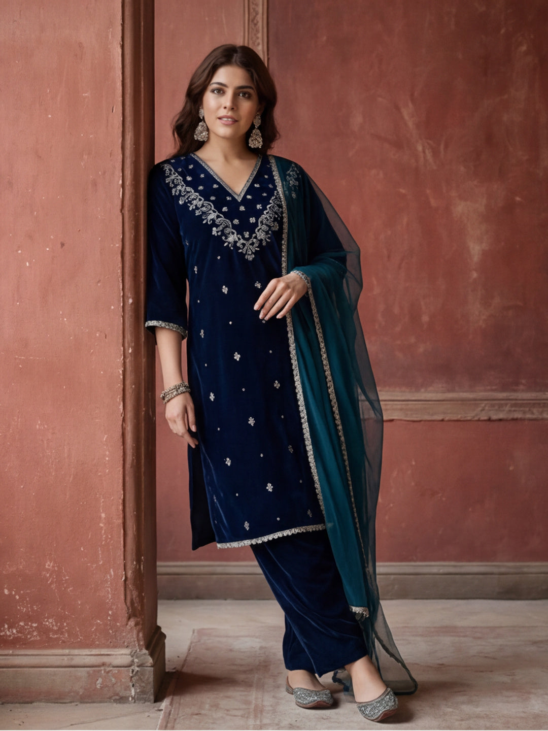 Kurta With Pant & Dupatta Ethnic Kurta Set For Women