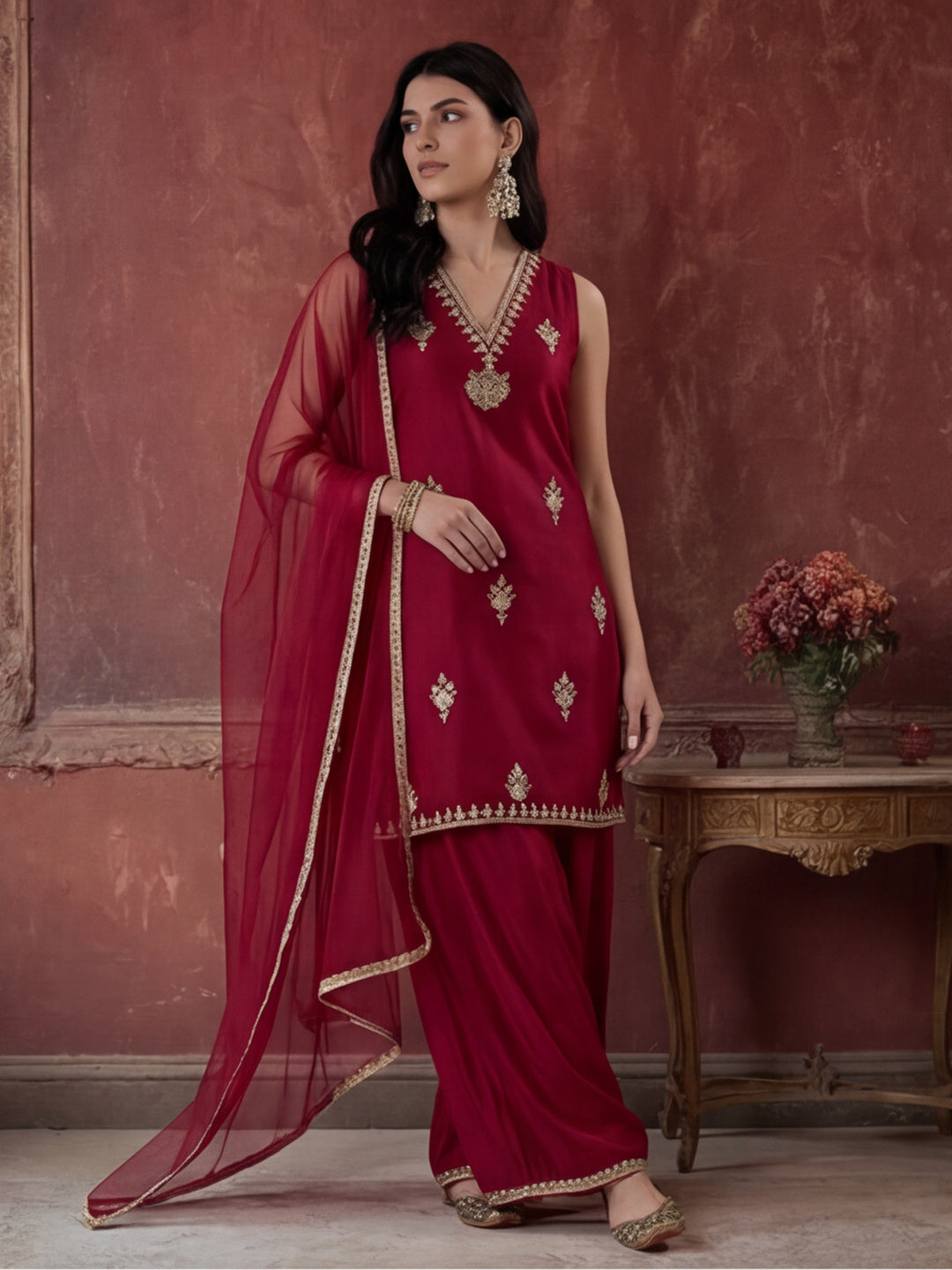 Kurta With Pant & Dupatta Ethnic Kurta Set For Women