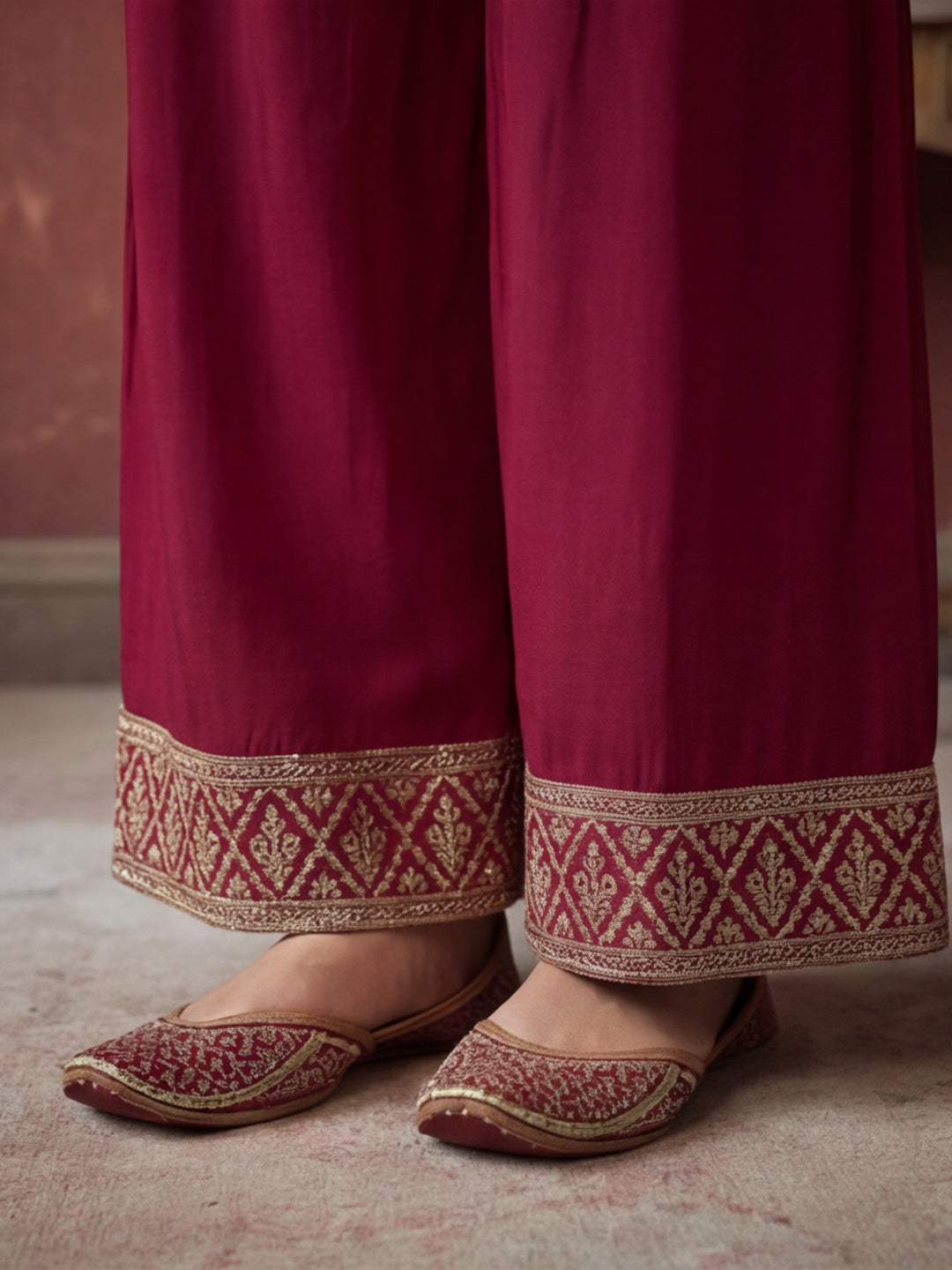 Kurta With Pant & Dupatta Ethnic Kurta Set For Women