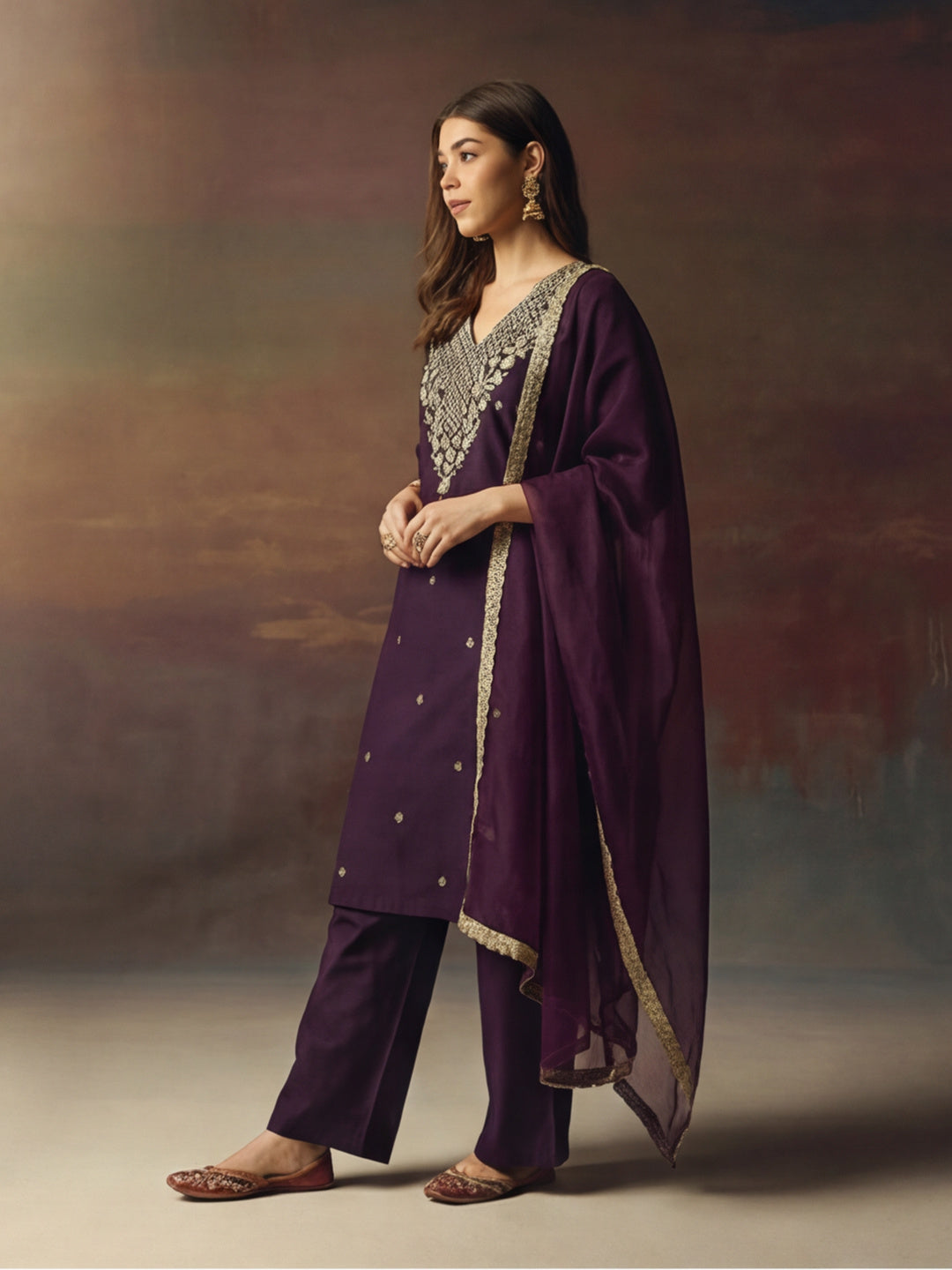 Embroidered Silk Blend Kurta pant & Organza Dupatta Set For Women