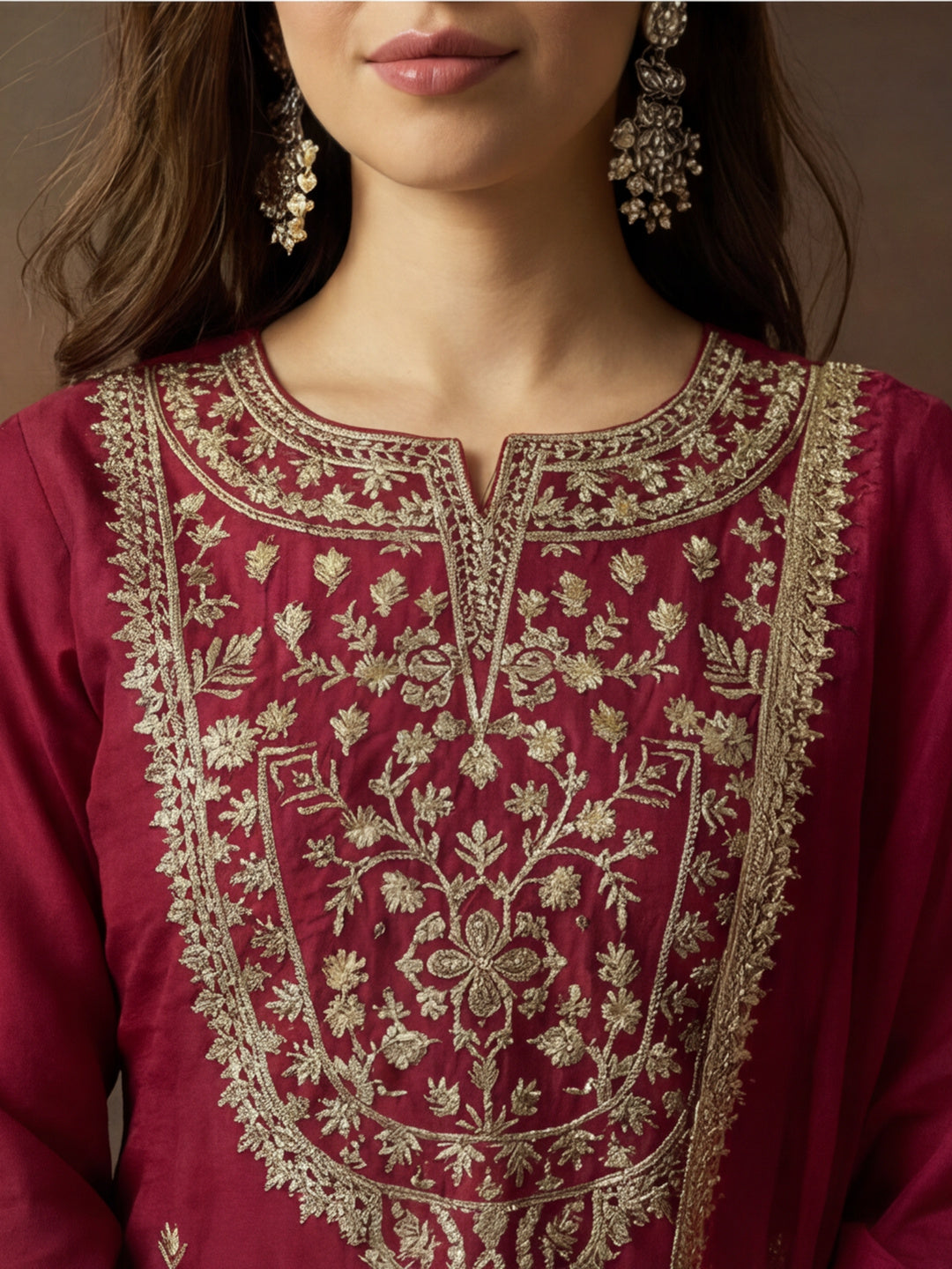 Embroidered Silk Blend Kurta pant & Organza Dupatta Set For Women