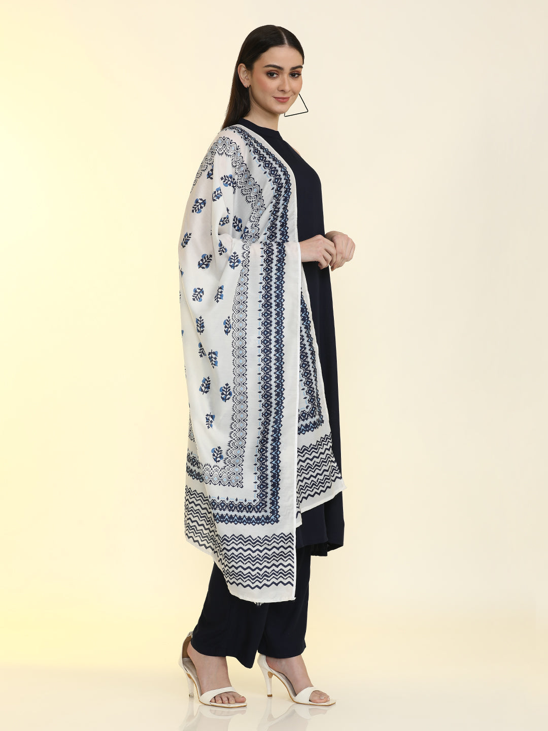 Solid Kurta Sets With Pure Cotton Dupatta