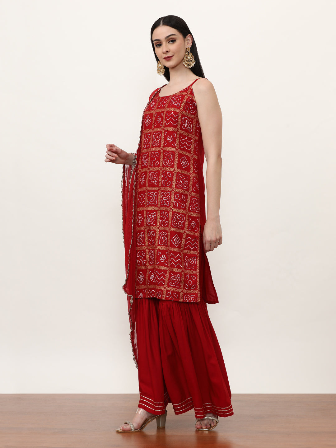 Printed Ethnic Motifs Kurta Sets With Poly Chiffon Dupatta