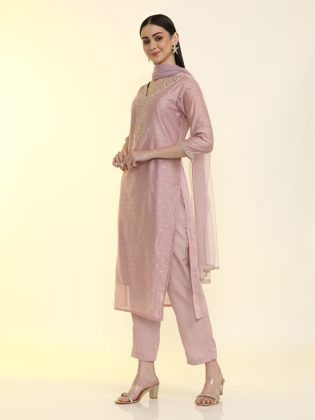 Embroidered Chanderi Cotton Solid Kurta Sets With Net Dupatta