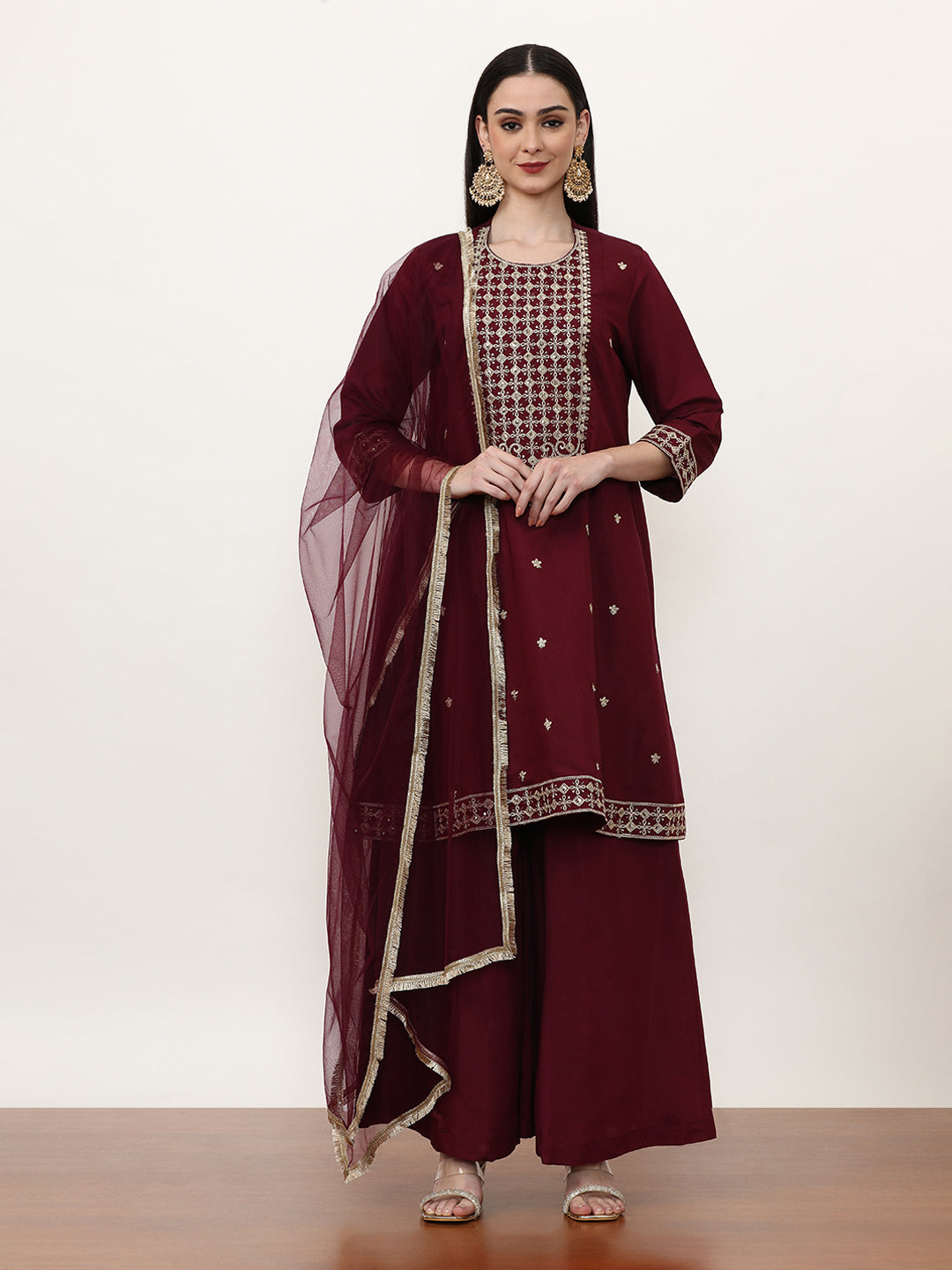 Embroidered Silk Blend Ethnic Motifs Kurta Sets With Net Dupatta