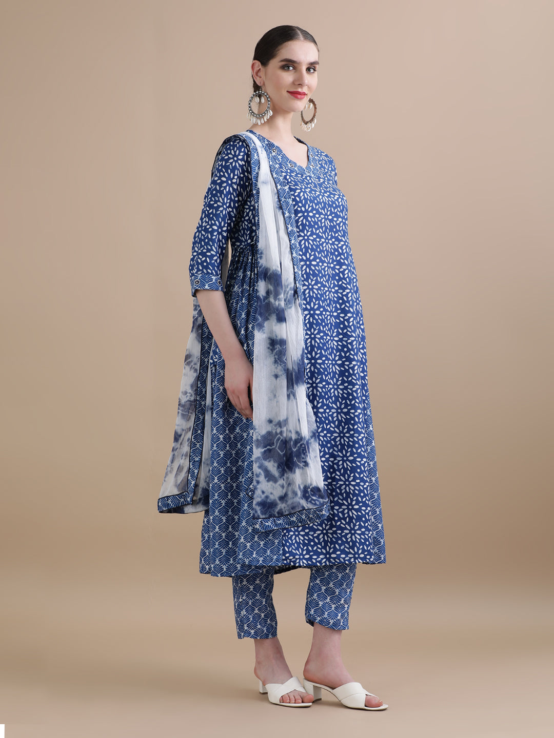 Embroidered Floral A-Line Mirror Work Kurta Sets With Dupatta