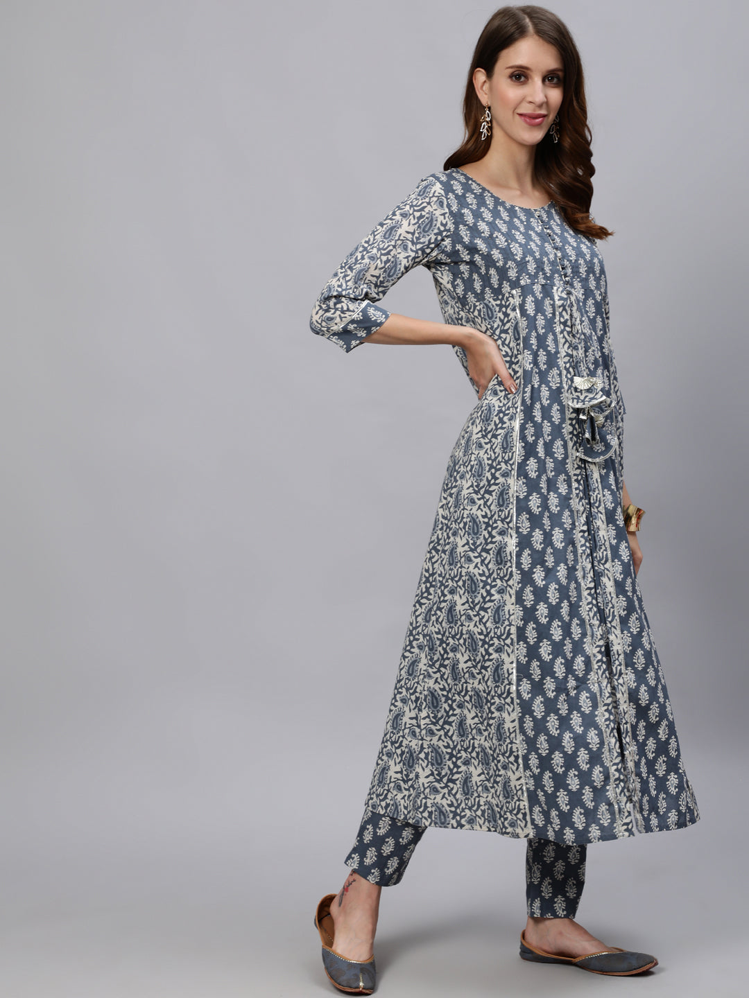 Blue & Grey Printed Flared Kurta With Pant