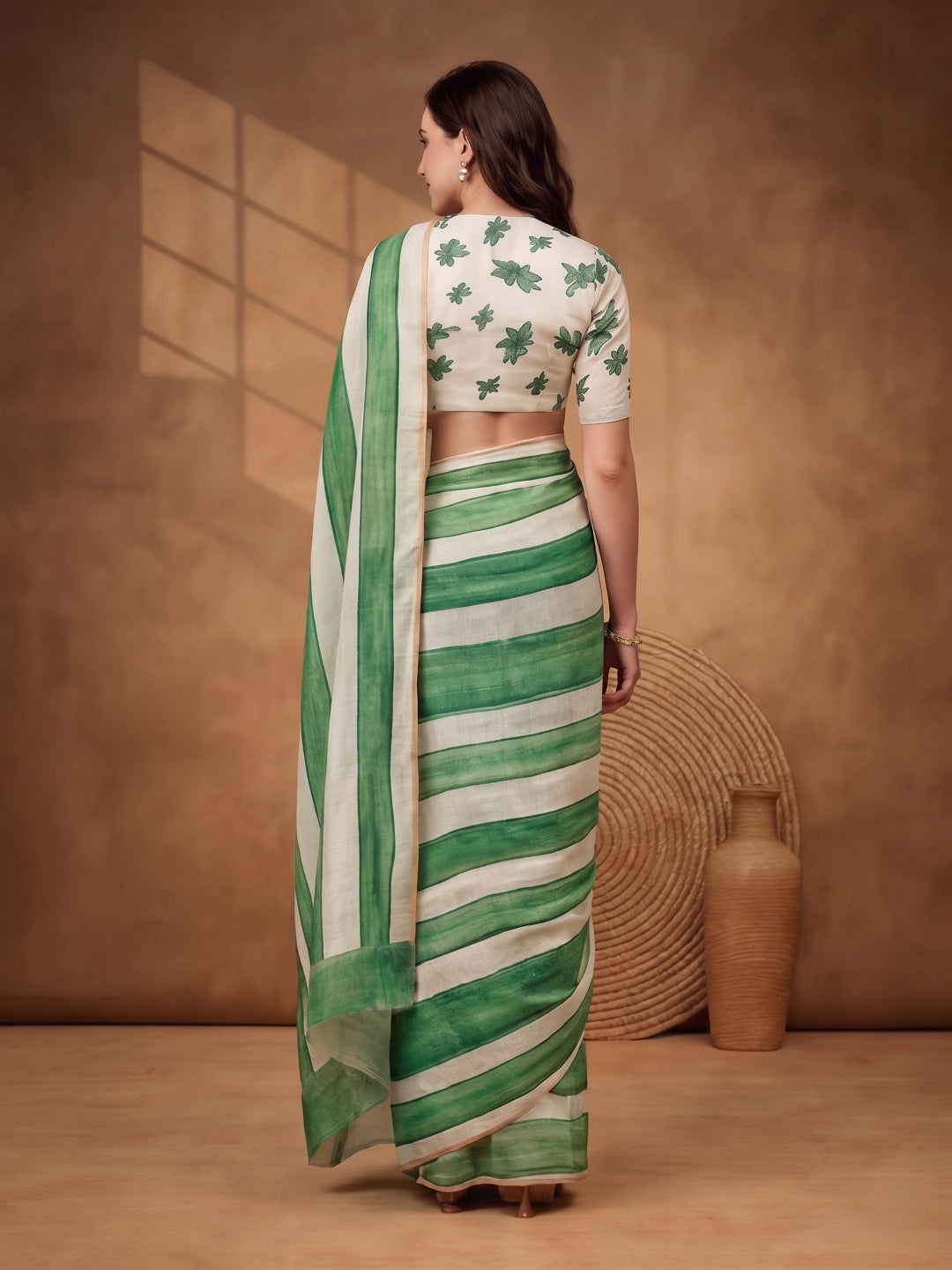 Striped Linen Blend Saree with Unstiched Blouse