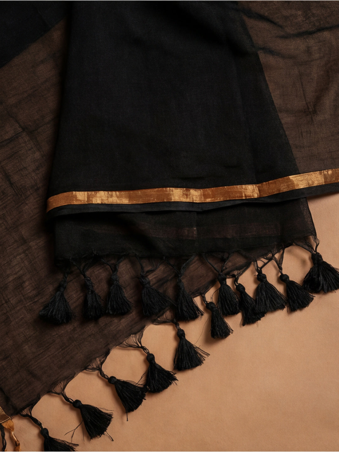 Solid Pure Cotton Saree with Unstiched Blouse