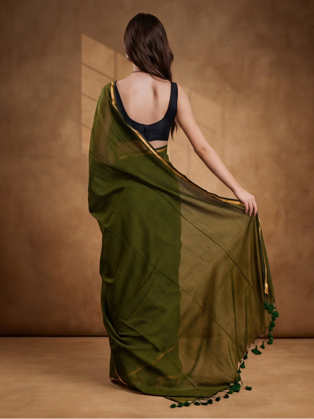 Solid Pure Cotton Saree with Unstiched Blouse