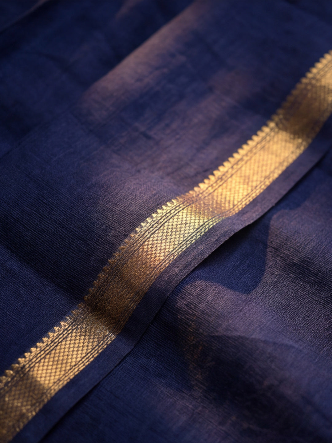 Solid Pure Cotton Saree with Unstiched Blouse
