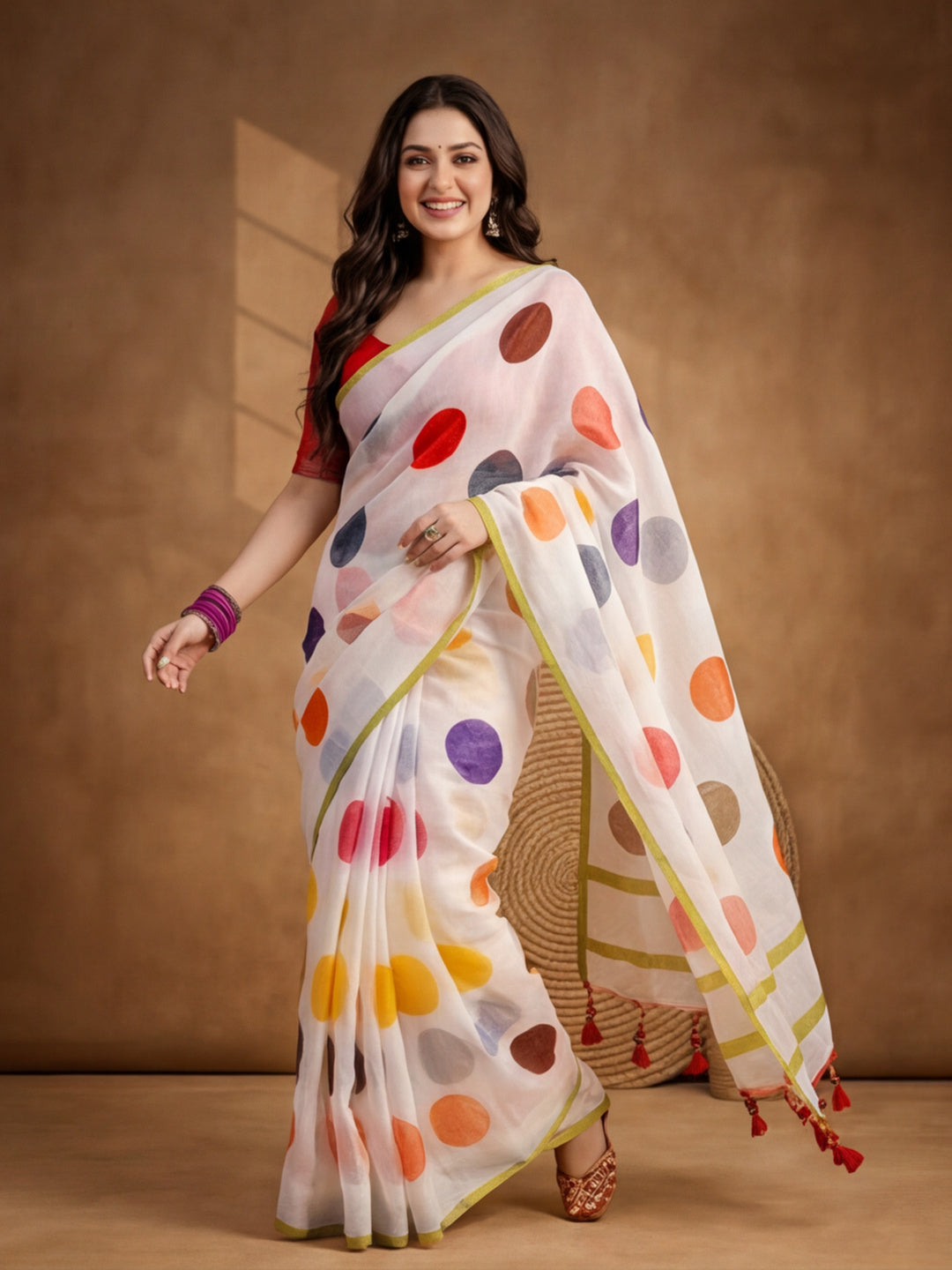 Colourblocked Linen Blend Saree with Unstiched Blouse