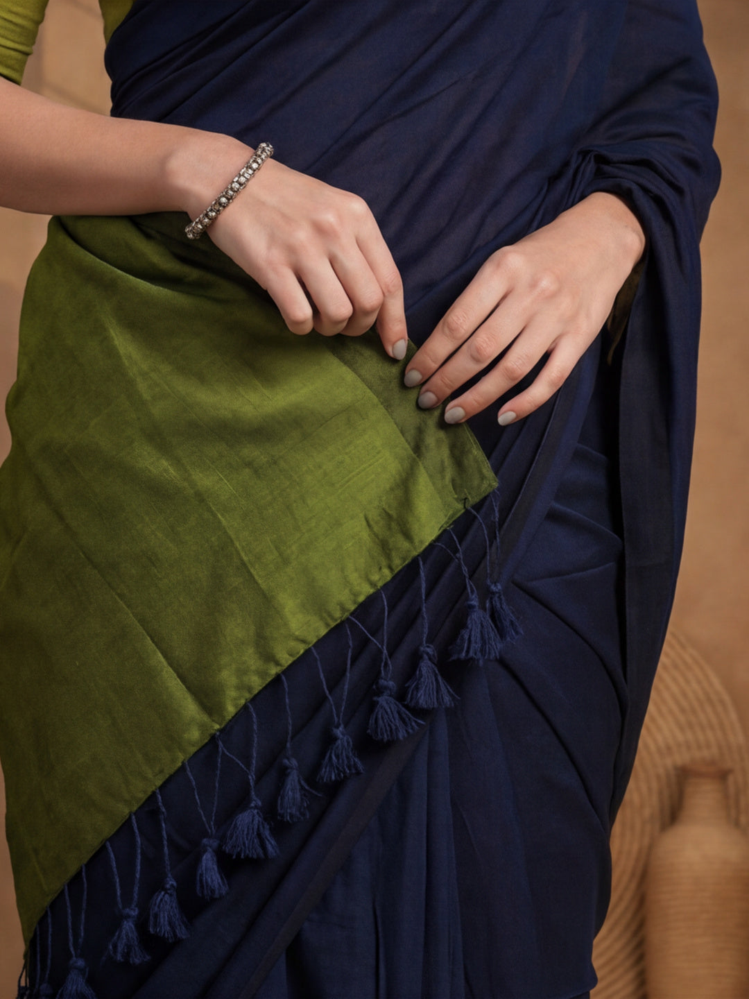 Solid Pure Cotton Saree with Unstiched Blouse