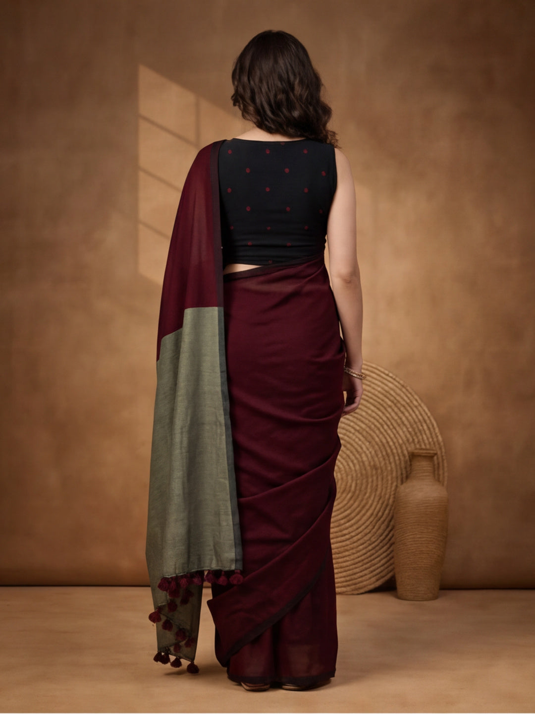 Solid Pure Cotton Saree with Unstiched Blouse