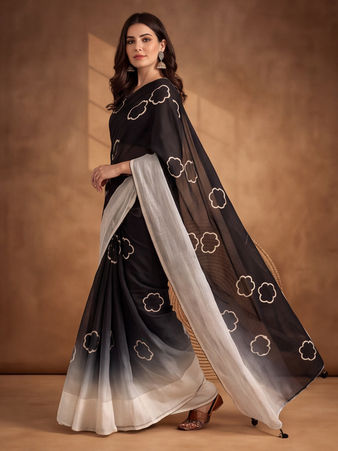 Digitally Printed Abstract & Floral Mul Cotton Saree with Contrast Blouse