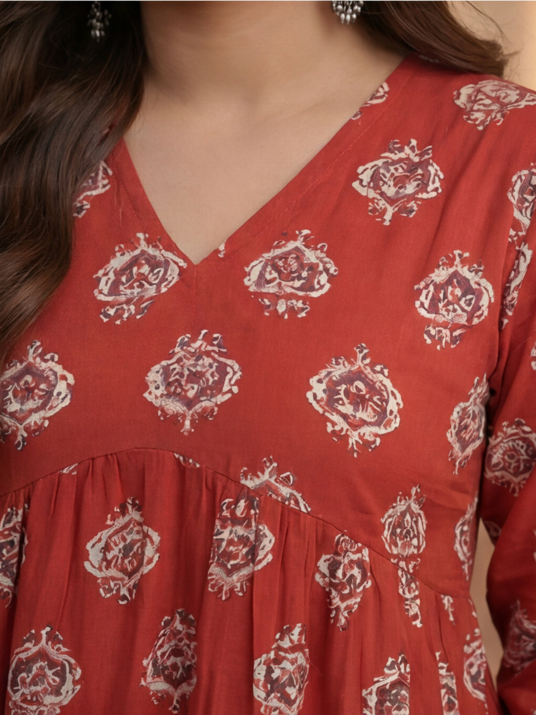 Women Printed V-Neck Fancy Tunic Top with Full Sleeves
