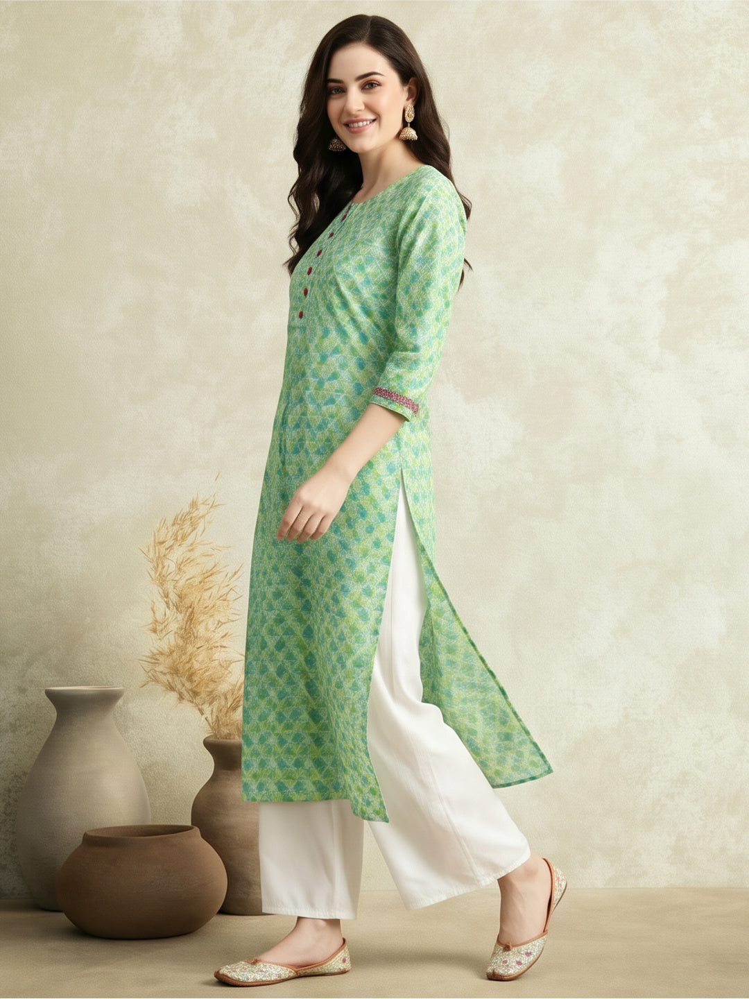 Women Floral Print Pure Cotton Straight Kurta Sets