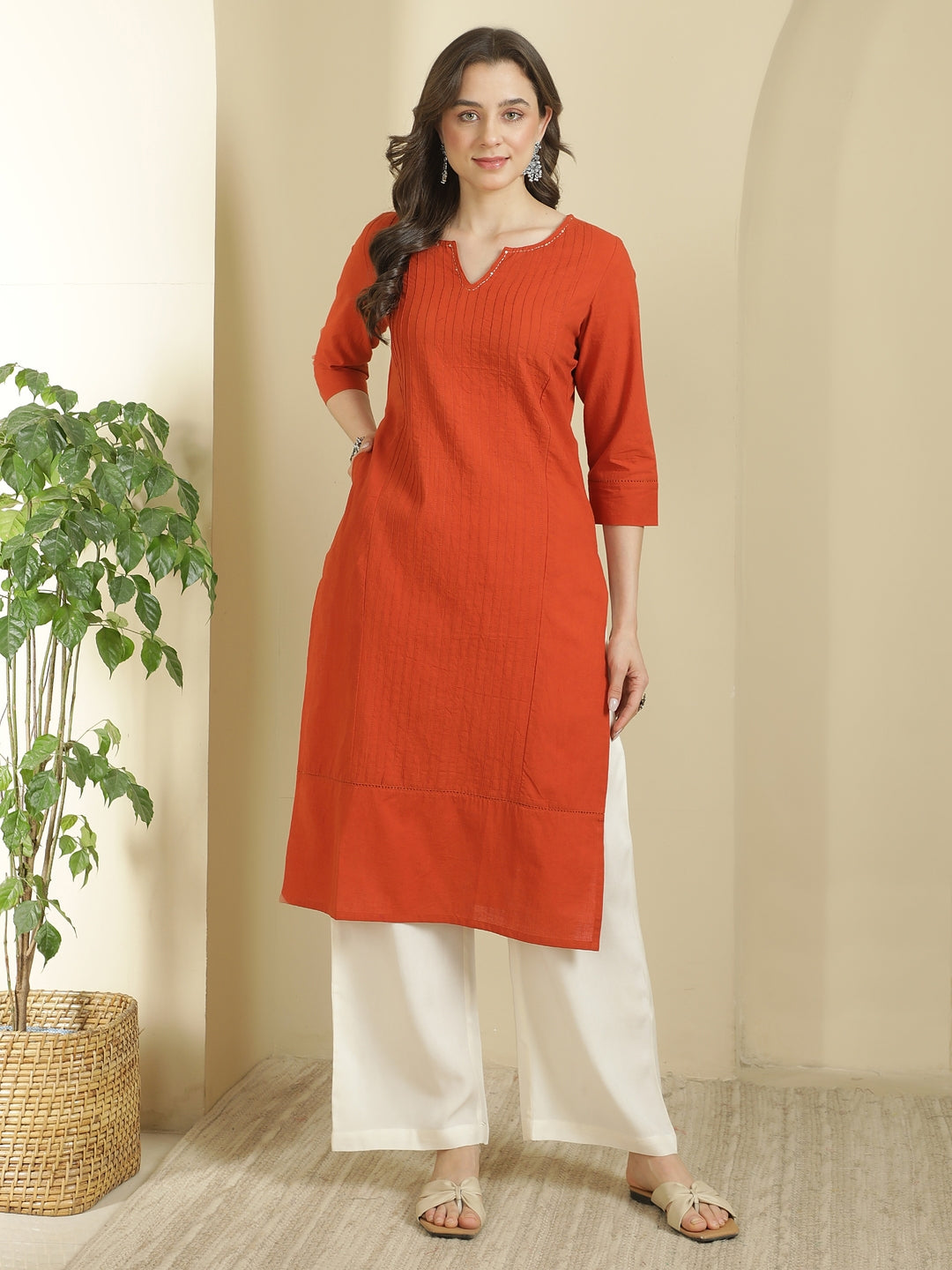 Women Keyhole Solid Staright Three Fourth Sleeve Pure Cotton Kurta