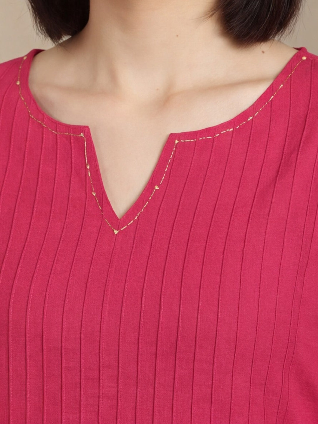 Women Keyhole Solid Staright Three Fourth Sleeve Pure Cotton Kurta
